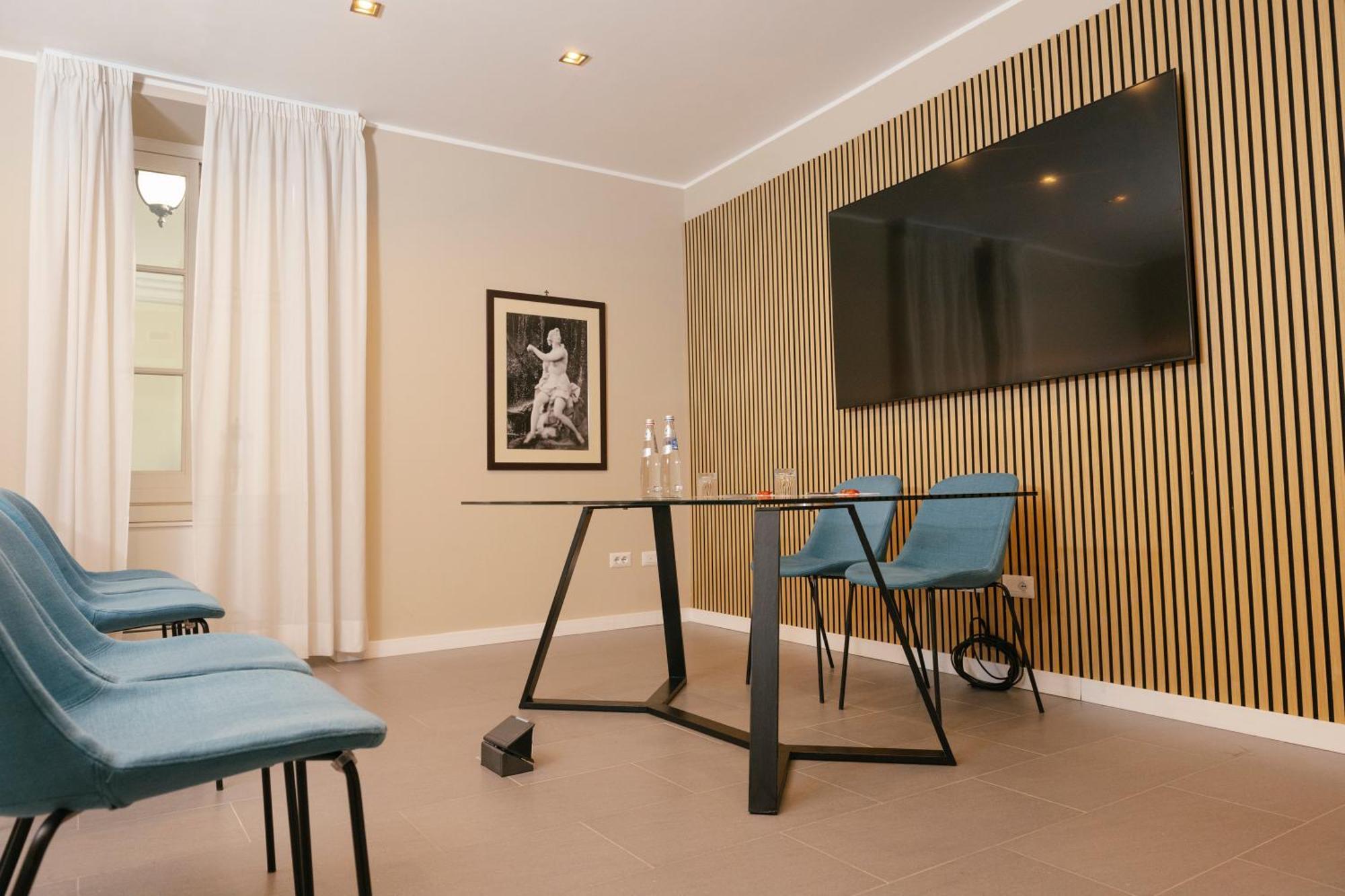 Hotel Palazzo Caracciolo Naples