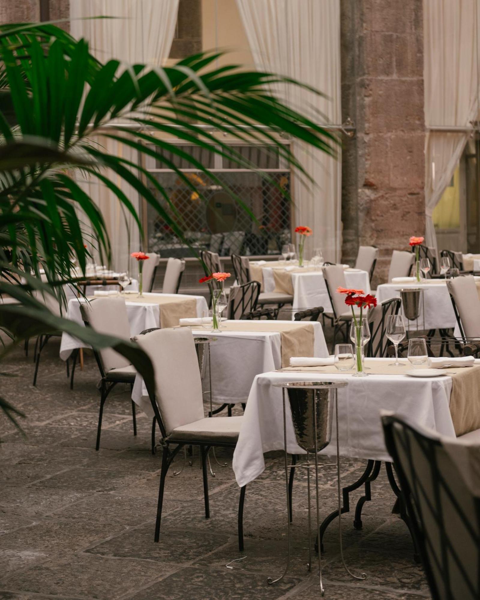 Hotel Palazzo Caracciolo